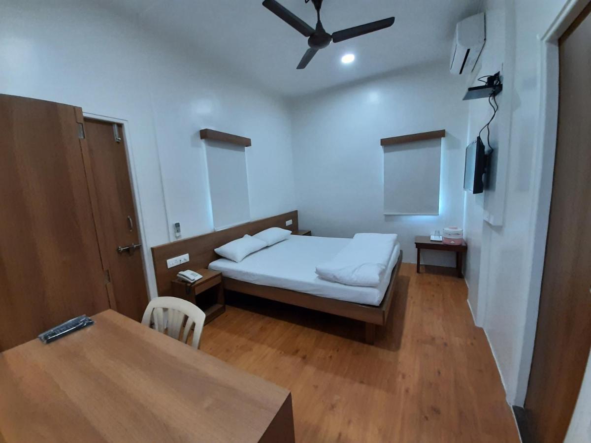 Hotel Bhooshan, Shivajinagar,